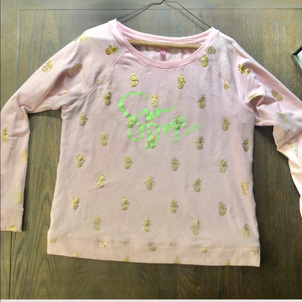 Lilly Pulitzer light pink top